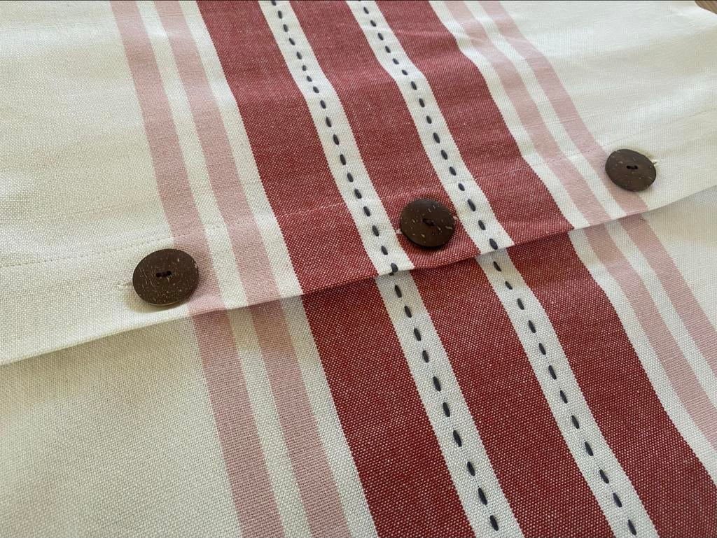 3x IKEA VEDMALL kussenhoezen - NIEUW, Ophalen of Verzenden, Nieuw, Rood, Vierkant