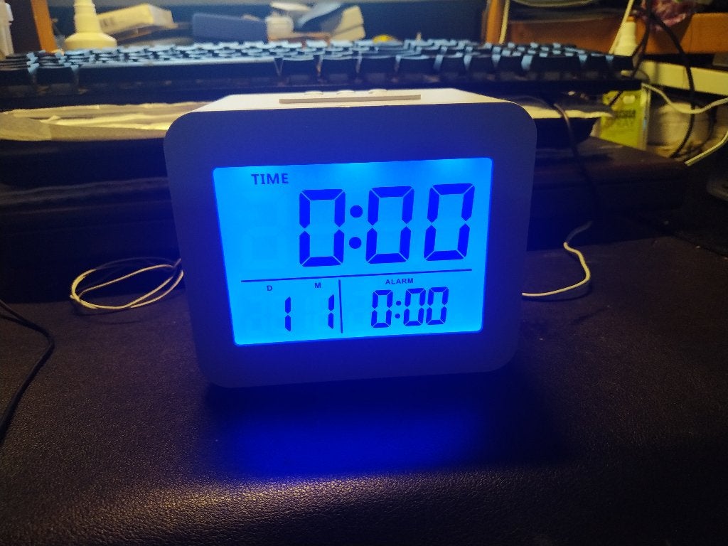 HEMA Wekkerradio, Wit, Ophalen of Verzenden, Zo goed als nieuw, Staande klok