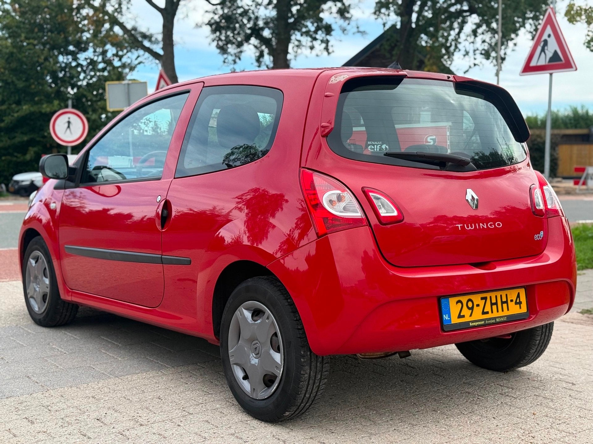 Renault Twingo 1.2 16V Authentique CRUISE BLEUTOOTH, Auto's, Voorwielaandrijving, Twingo, Gebruikt, 4 cilinders