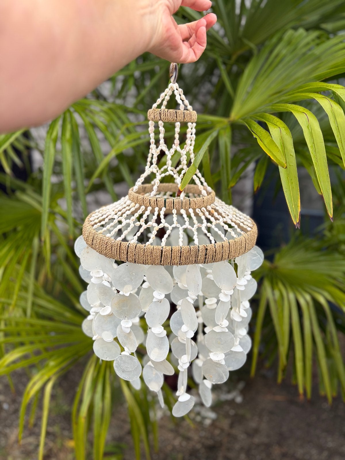 Decoratieve schelpenhanger - 70cm lang, 40cm doorsnee, Gebruikt, Boho, Ophalen of Verzenden, Natuurlijk materiaal