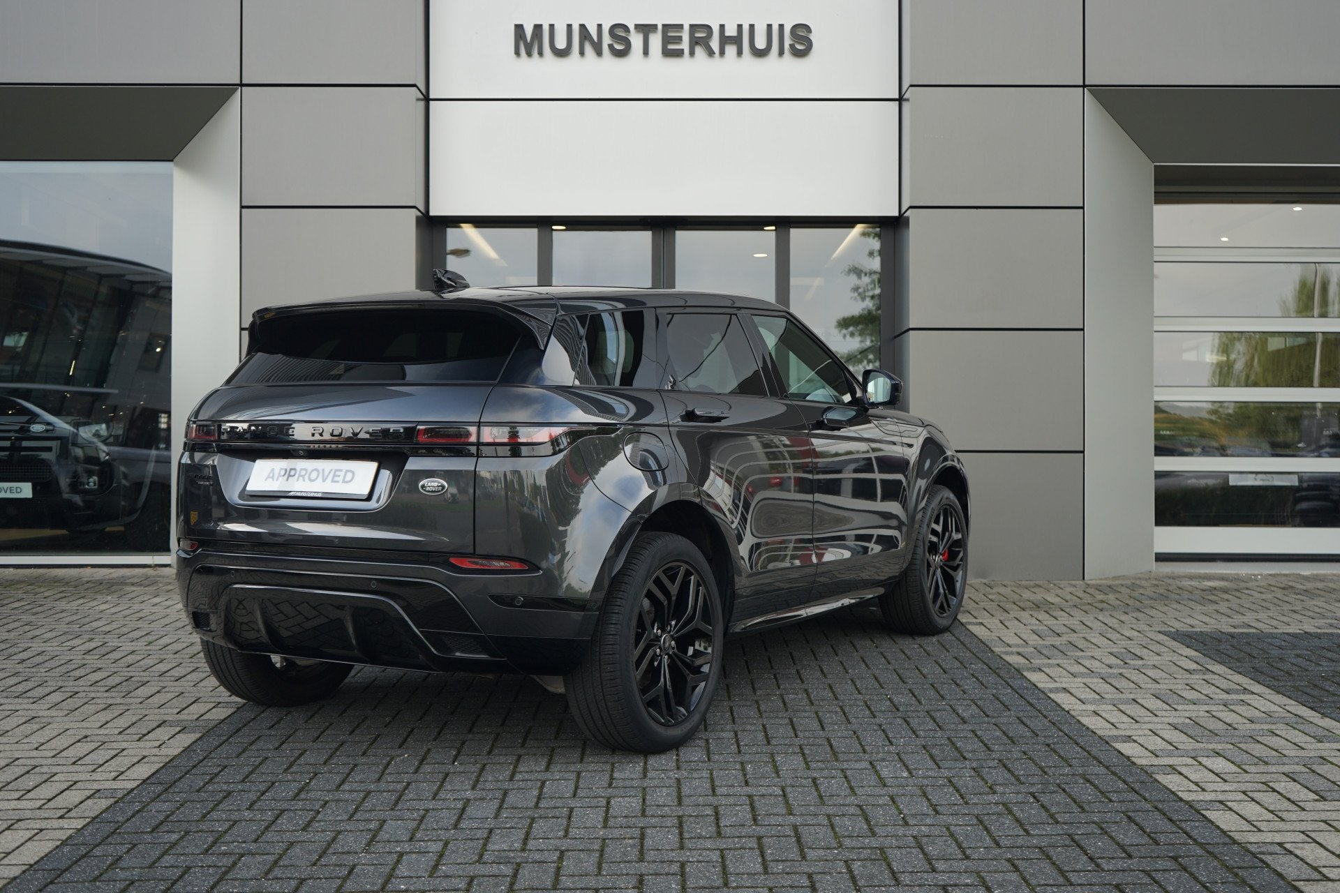 Land Rover Range Rover Evoque P300e AWD Autobiography | Voor, 12 maanden, Euro 6, Land Rover Select Edition, Vierwielaandrijving