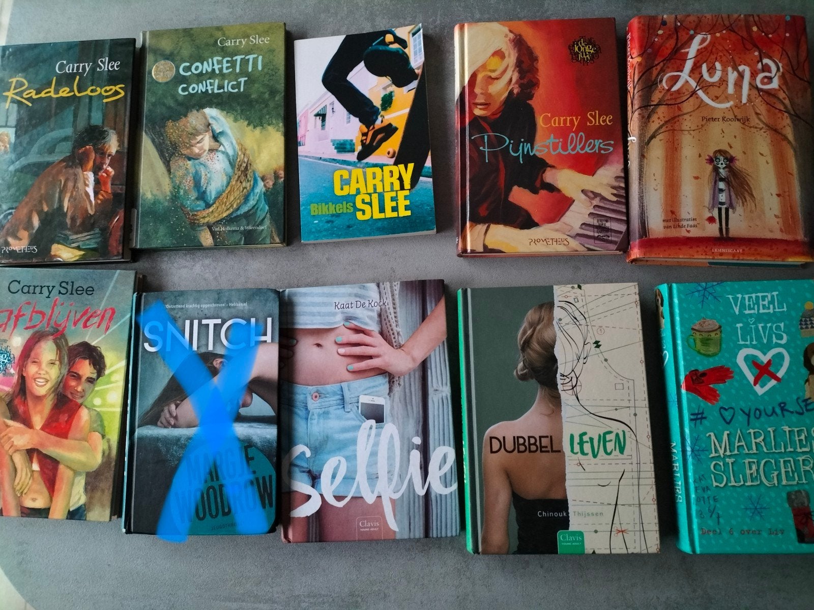 Collectie jeugdboeken: Carry Slee, Luna, Selfie en meer, Boeken, Ophalen of Verzenden, Gelezen, Carry Slee, Pieter Koolwijk, Kaat De Kock, Marlies Sleger