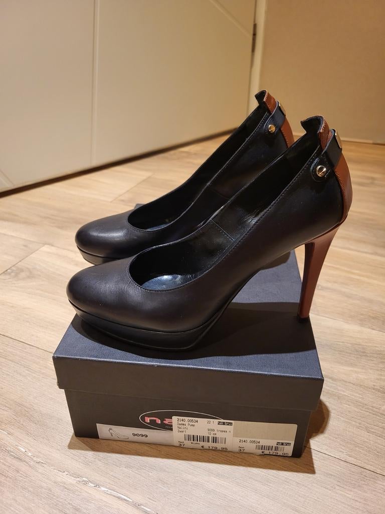 Dames pumps merk Nalini, Ophalen of Verzenden, Zo goed als nieuw