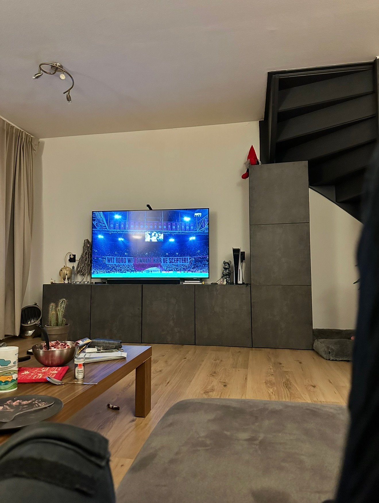 Ikea besta kasten, Ophalen, Zo goed als nieuw, 200 cm of meer, 150 tot 200 cm