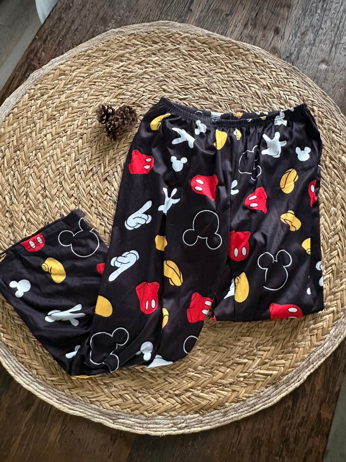 Nieuwe Mickey Mouse Pyjamabroek maat M, Ophalen of Verzenden, Maat 38/40 (M)