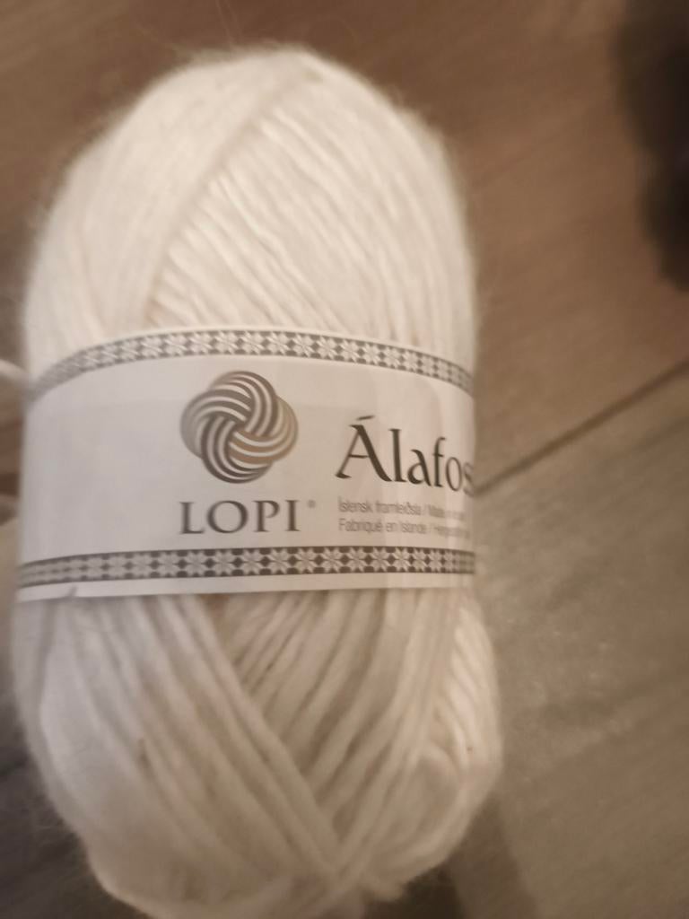 Witte Lopi Álafoss IJslandse wol, Ophalen of Verzenden