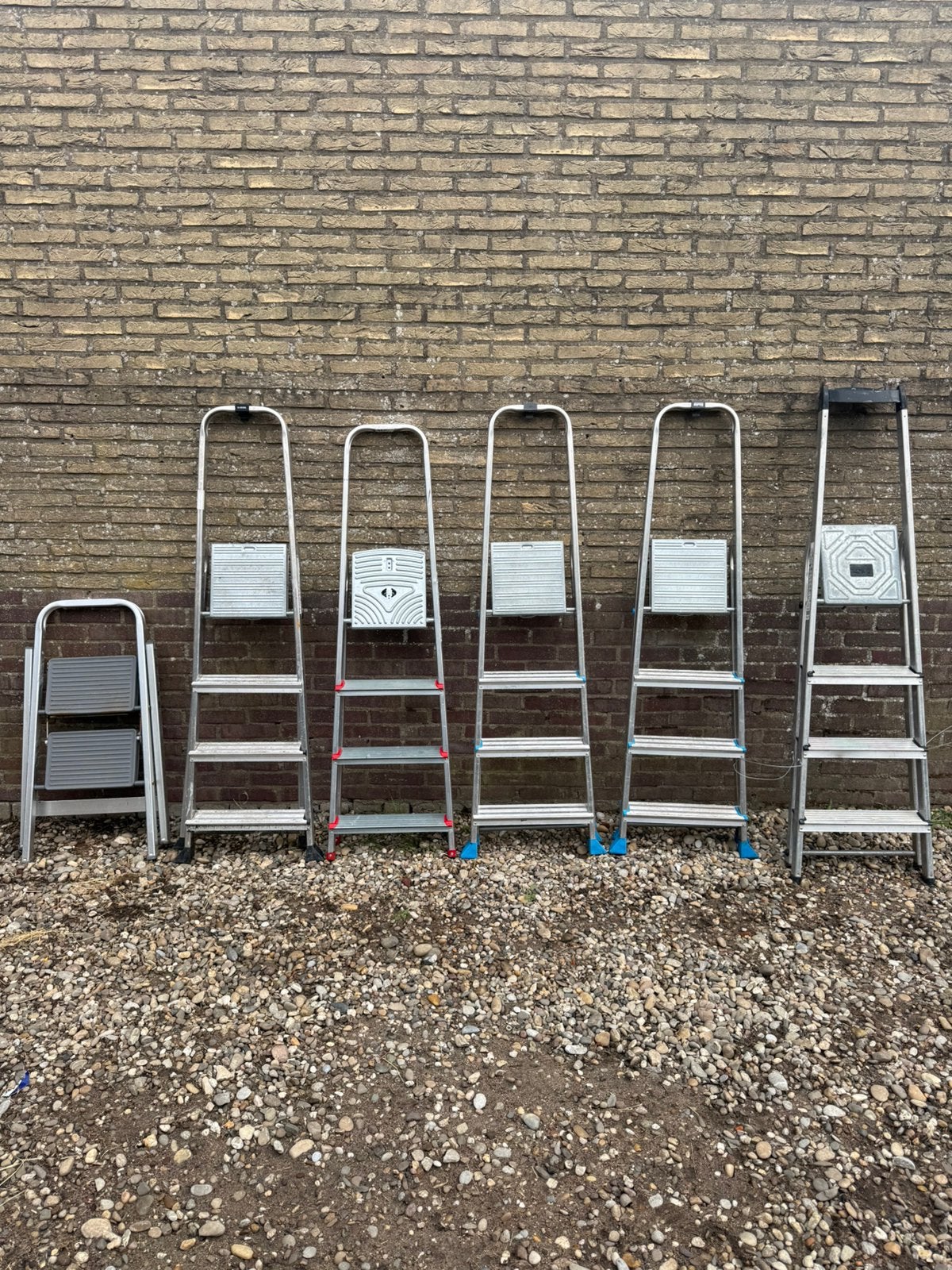 Te koop diversen keukentrap / trap, Ophalen, Zo goed als nieuw, Minder dan 2 meter