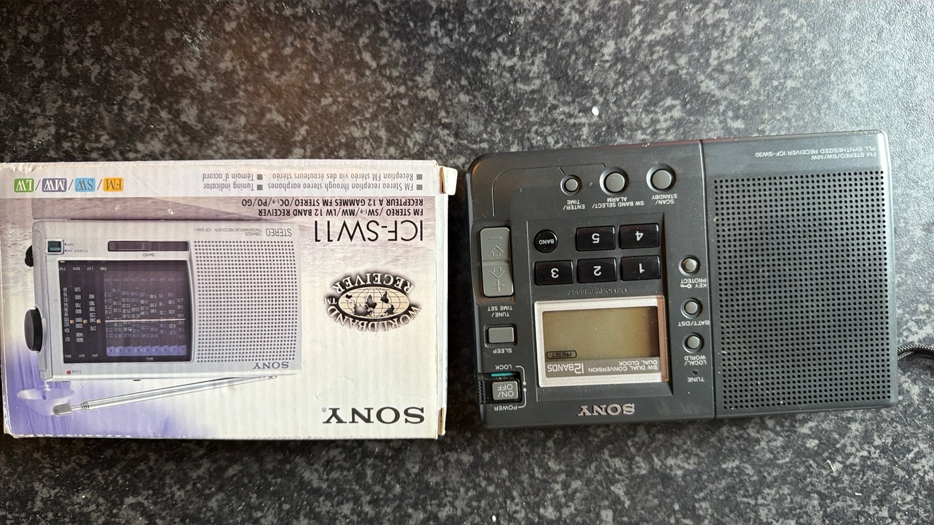 2x sony portable radio’s, Ophalen of Verzenden, Zo goed als nieuw