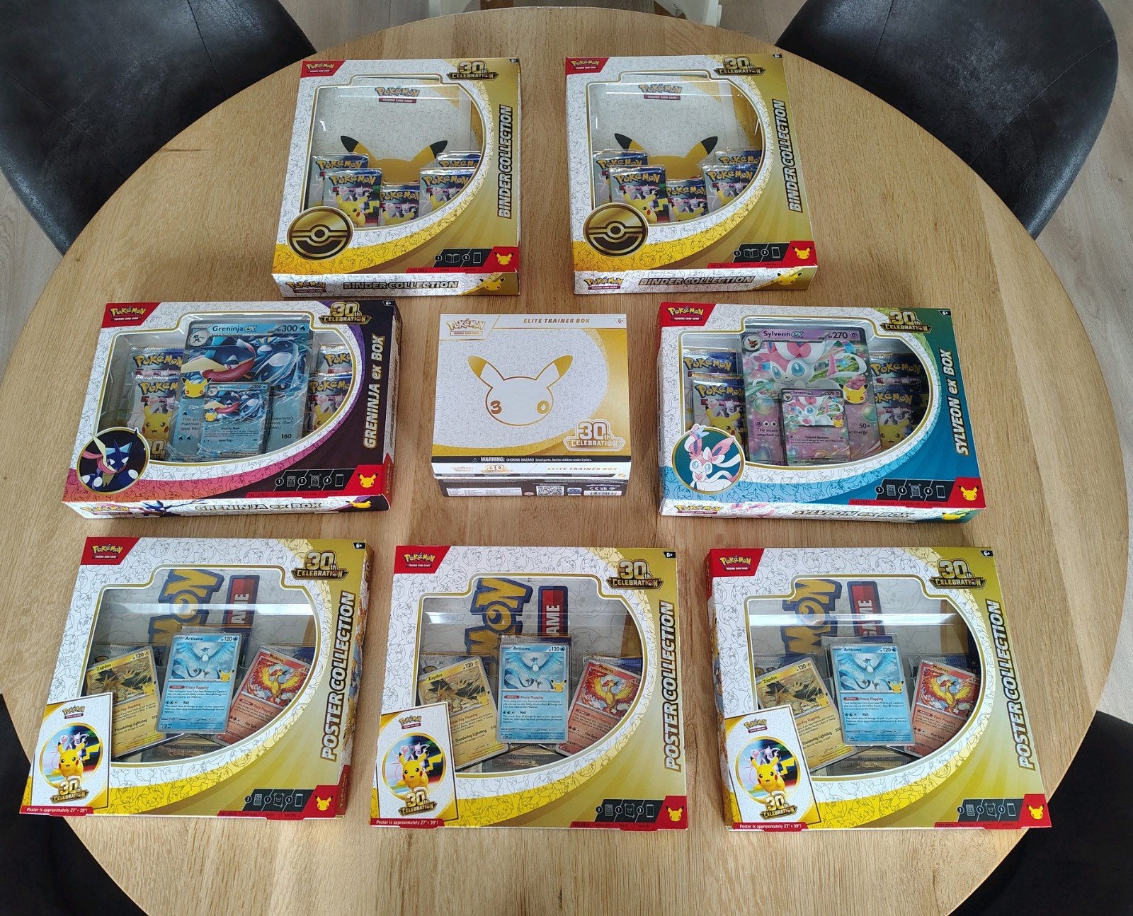 Grote collectie Pokémon. 30th celebration en First partner, Ophalen, Nieuw, Meerdere kaarten