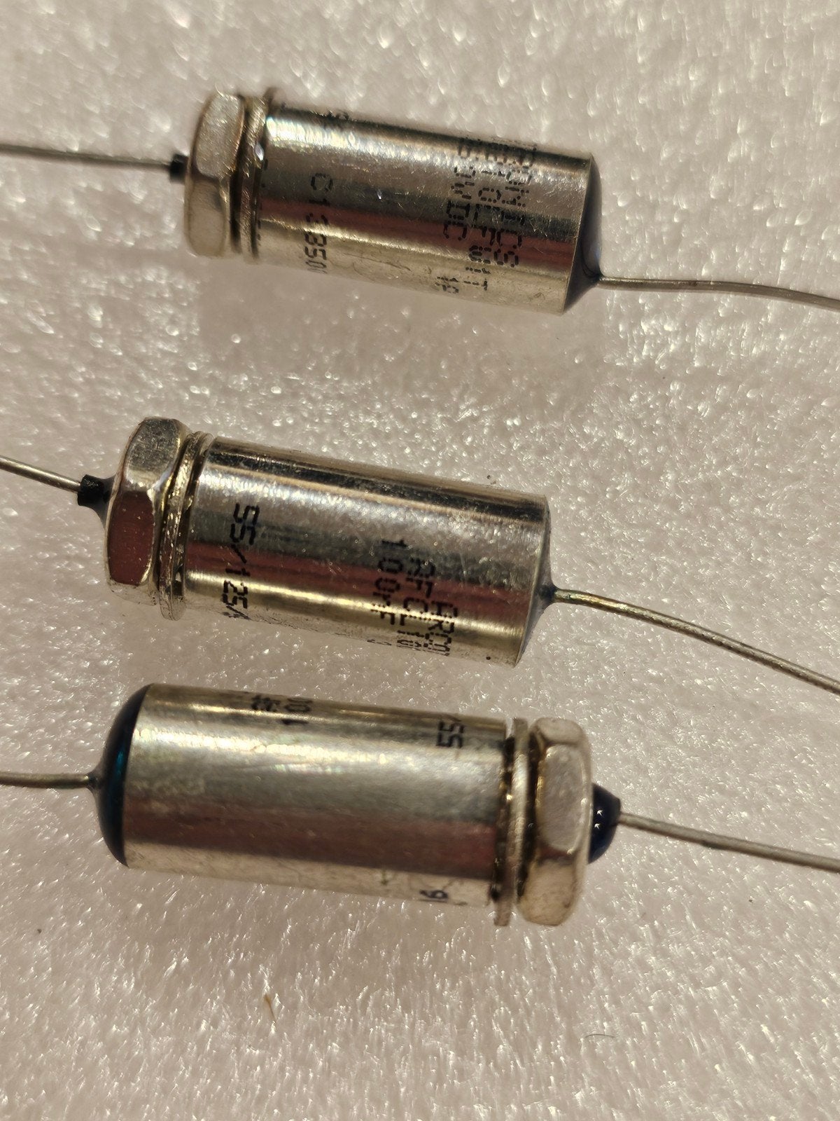 DOORVOER CONDENSATOR EMI RFI 1A 100NF, Ophalen of Verzenden