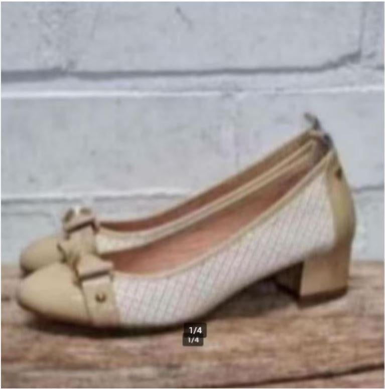 Pedro Miralles - Prachtige leren pumps maat 37 - ZGAN, Kleding | Dames, Schoenen, Pedro Miralles, Pumps, Beige, Ophalen of Verzenden