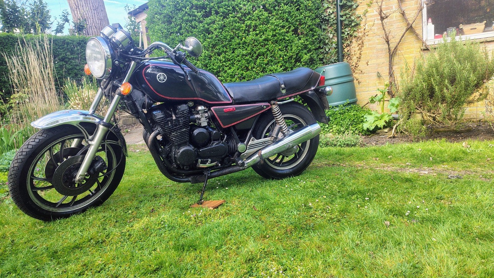 Yamaha XJ 650 onderdelen van nog lopende motor., Ophalen, Gebruikt
