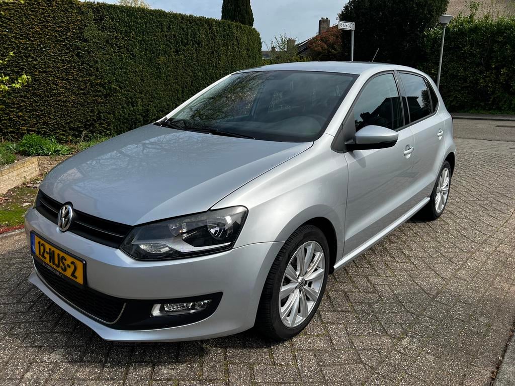 Volkswagen Polo 1.4 16V FSI Highline Cruise/Clima/Navi/NAP, Voorwielaandrijving, 970 kg, Stof, 40 €/maand