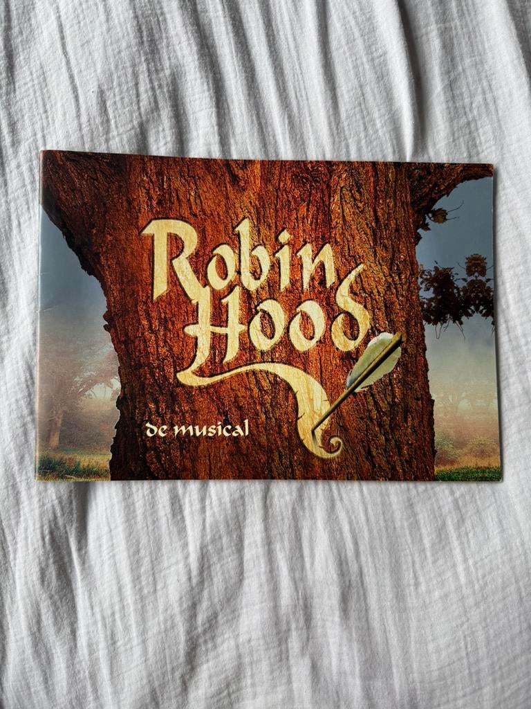Robin Hood programmaboek - Studio 100 musical, Ophalen of Verzenden, Zo goed als nieuw