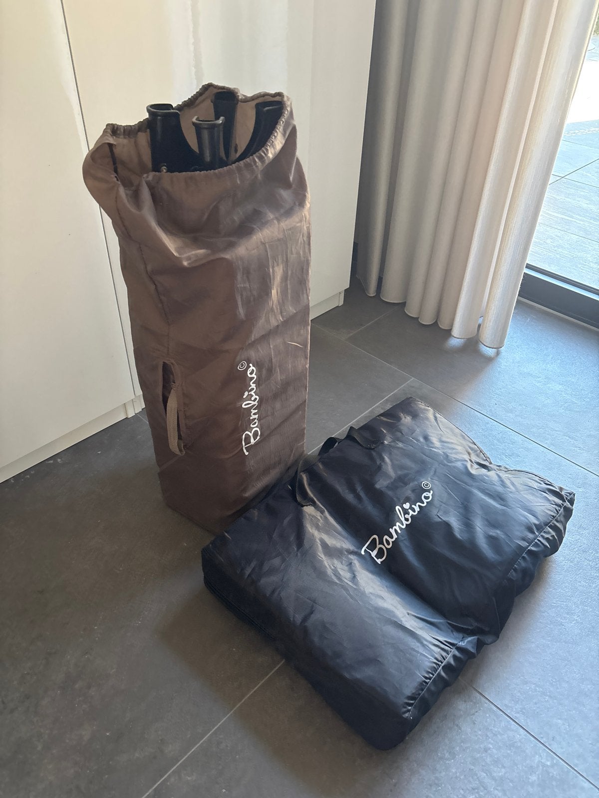 Bambino campingbedje met extra matras, Ophalen, Gebruikt, Reisbedje