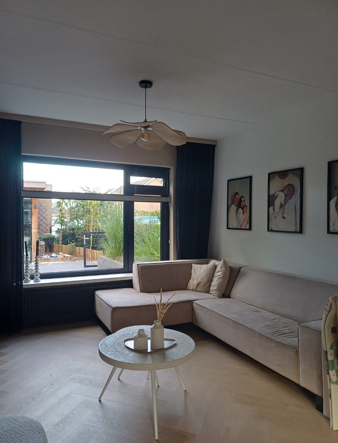 Beige bank, Huis en Inrichting, Ophalen, 250 tot 300 cm, Gebruikt, Hoekbank
