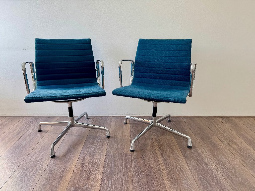 Vitra Eames stoelen - hopsak, Huis en Inrichting, Stoelen, Gebruikt, Twee, Blauw, Stof