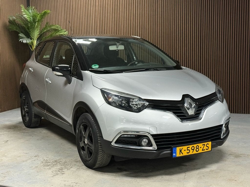 Renault Captur 0.9 TCe Limited (bj 2016), Auto's, Renault, Voorwielaandrijving, 898 cc, Gebruikt, Euro 6
