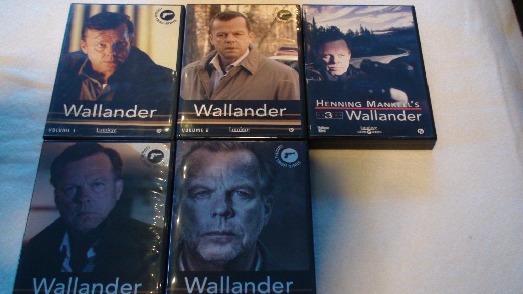 Wallander volume 1 tm 5 Lumiere dvd boxen, Alle leeftijden, Ophalen of Verzenden, Zo goed als nieuw, Actie en Avontuur