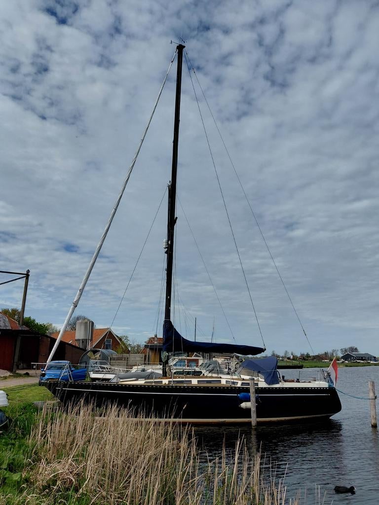 Zeegaand kajuitzeiljacht EMKA36, Watersport en Boten, Ophalen, Gebruikt, Polyester, Diesel