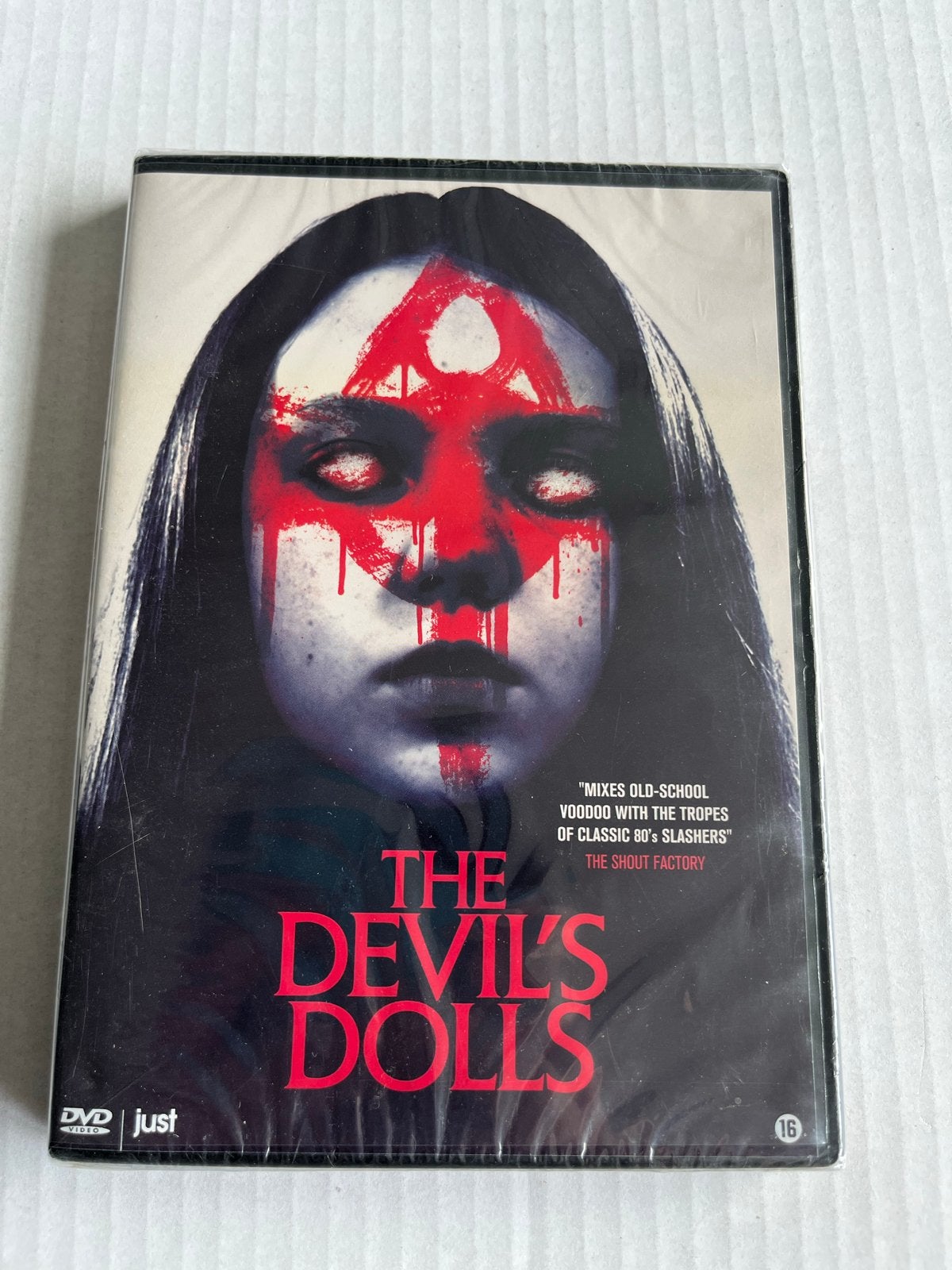 The Devil's Dolls (DVD) - Nieuw in verpakking, Cd's en Dvd's, Engels, Vanaf 16 jaar, Nederlands, Ophalen of Verzenden