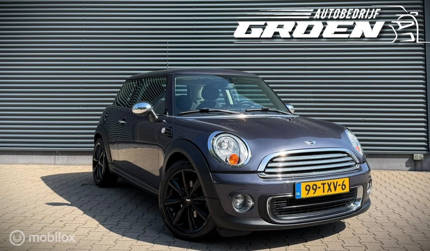 Mini Cooper 1.6 One Business NAP|CRUISE|NAVI, Auto's, Mini, Euro 5, 4 cilinders, 4 stoelen, 1055 kg