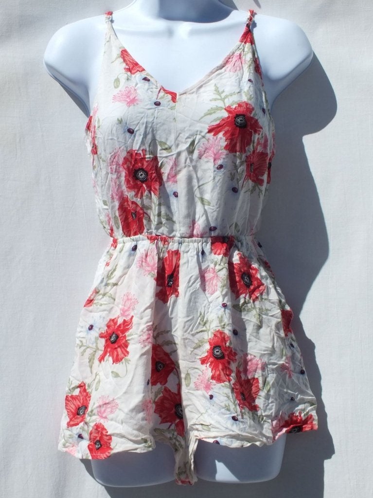 Leuke zomerse jumpsuit met korte pijp mt 34 merk Divided, ., Ophalen of Verzenden, Zo goed als nieuw, .