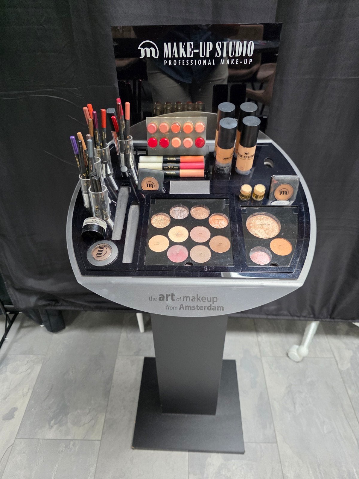 Make-up Studio Display met testermateriaal, Ophalen, Gehele gezicht