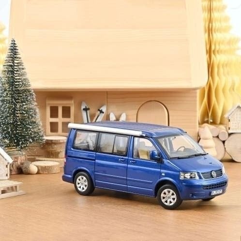 VW California 2003 Ravennablau metallic 1:18/Norev, Hobby en Vrije tijd, Modelauto's | 1:18, 70-72 avenue de Bohlen 69120 Vaulx-en-Velin