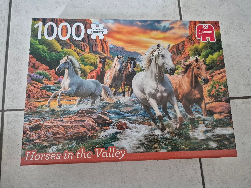 Puzzel Horses in the Valley – Jumbo 1000 stukjes, Ophalen of Verzenden, 500 t/m 1500 stukjes, Zo goed als nieuw, Legpuzzel