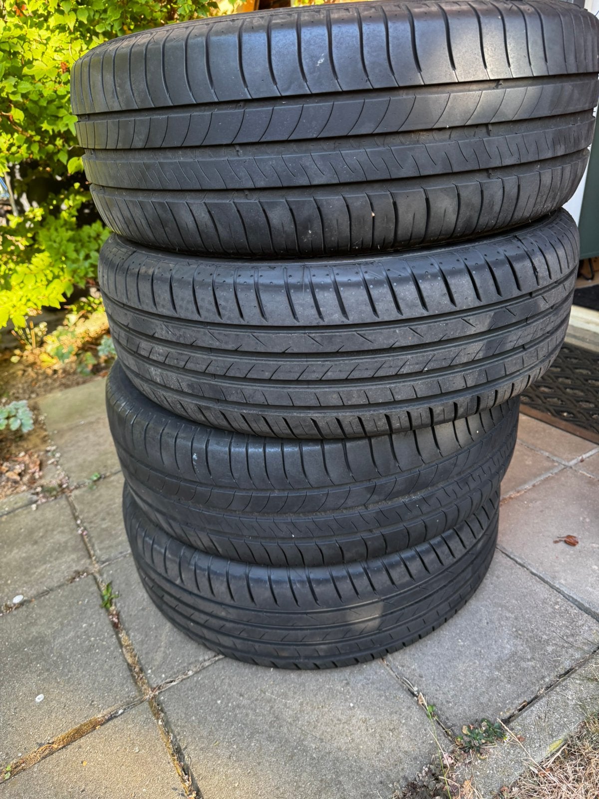 4 zomerbanden 205/60 R16 92H – Michelin / Vredestein –zgan, Ophalen, Zo goed als nieuw