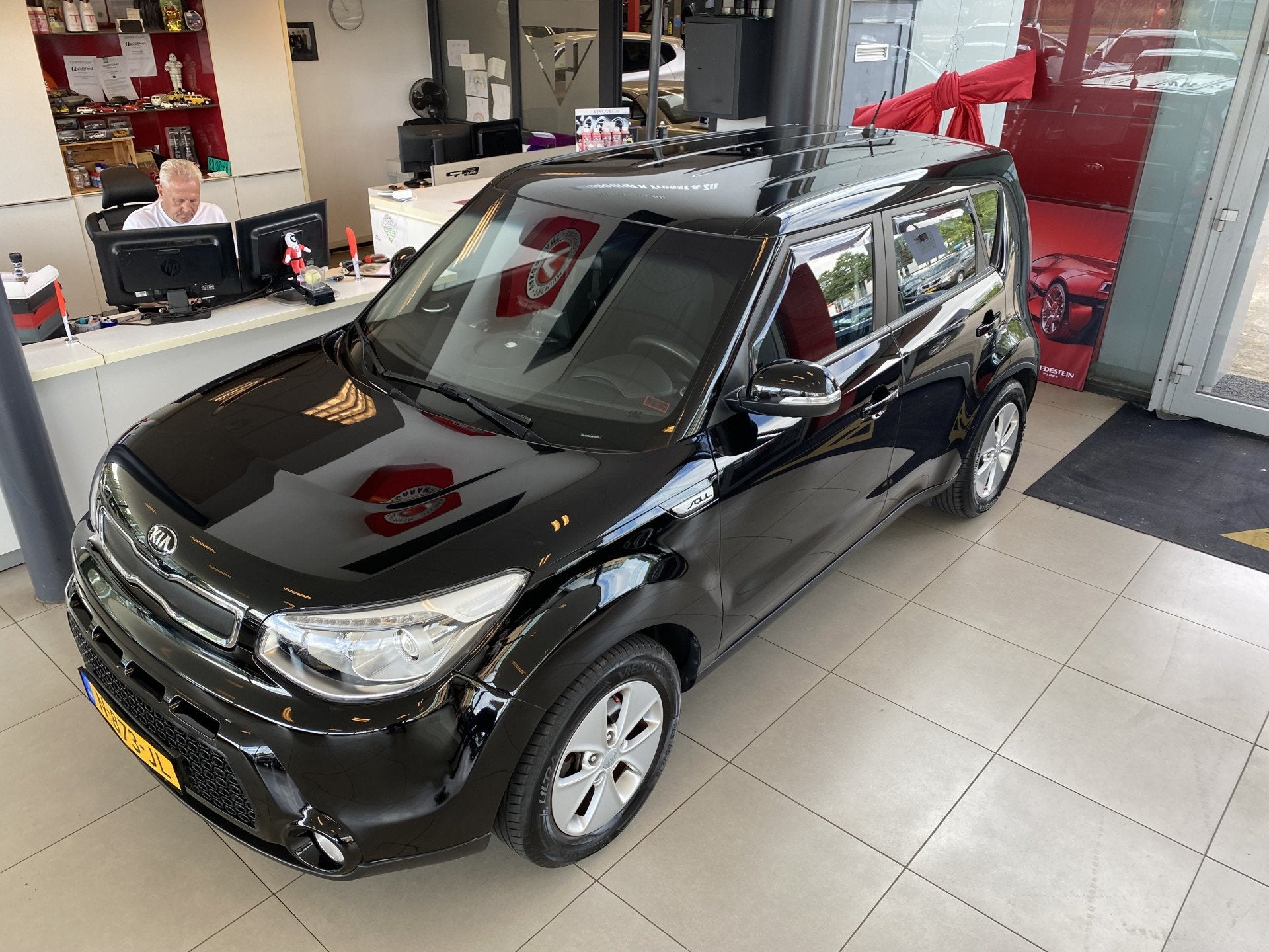 Kia Soul 1.6 Rhythm,100% Onderhouden,Apple Carplay Android/A, Auto's, Gebruikt, 1591 cc, 4 cilinders, Bedrijf