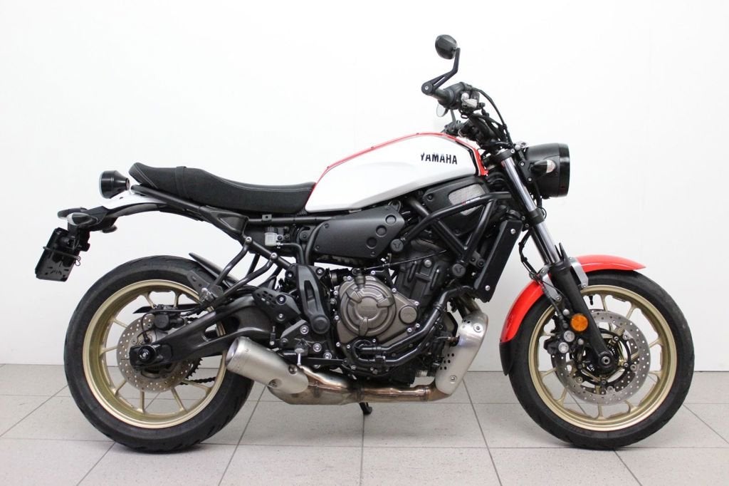 YAMAHA XSR 700, Meer dan 35 kW, Naked bike, Gebruikt, Bedrijf