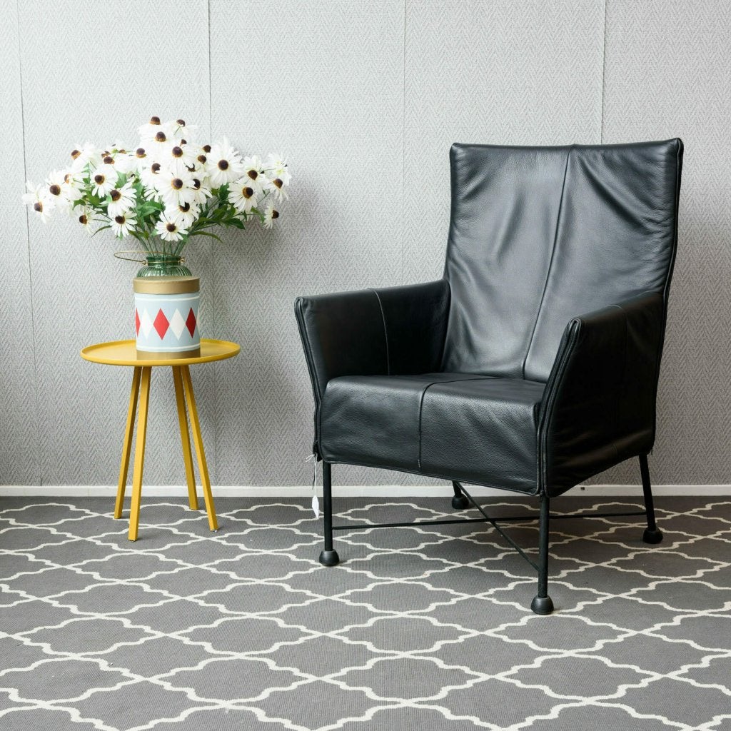 Montis Charly fauteuil zwart leder - zwart onderstel, Niet ingevuld, Zo goed als nieuw, Niet ingevuld, Niet ingevuld