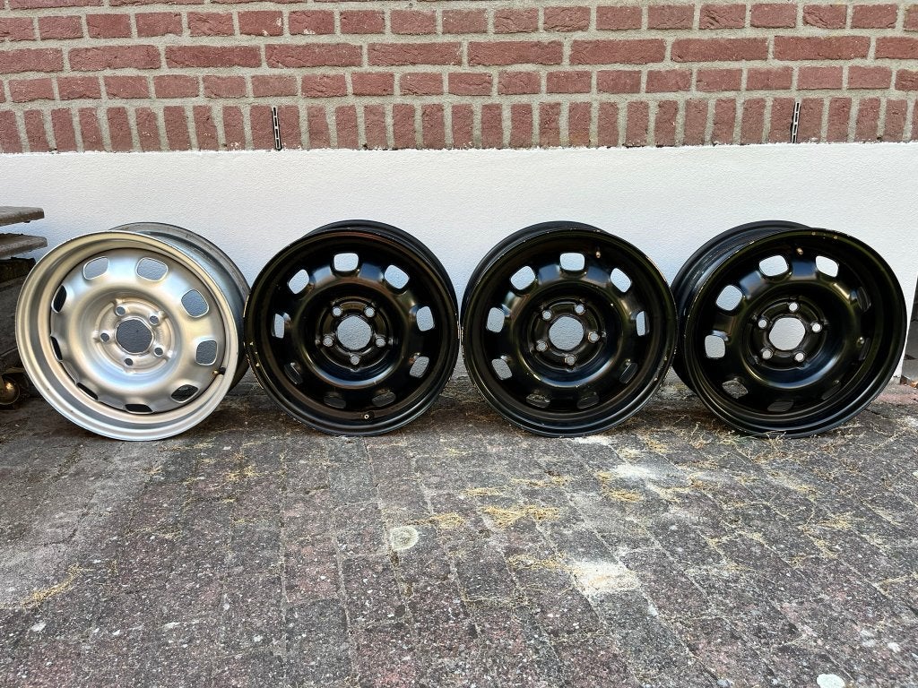 Volvo velgen voor P1800 S/E/ES en Amazon, Ophalen, Gebruikt, 15 inch, Velg(en)