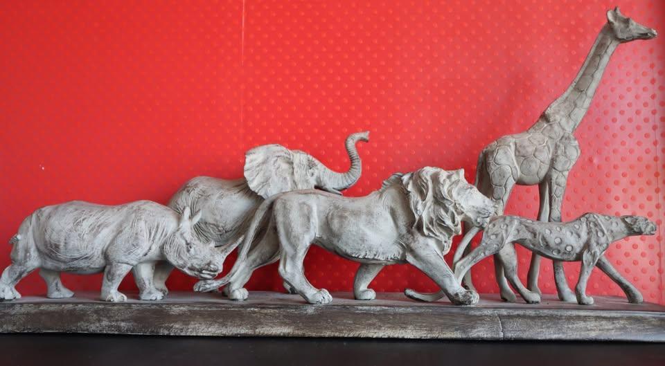 5 Dieren op een rij, Antiek en Kunst, Ophalen of Verzenden
