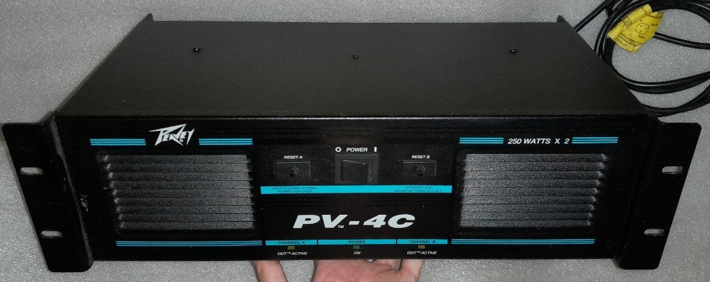 Peavey PV-4C eindversterker incl.verzending, Overige merken, Verzenden, Zo goed als nieuw, 120 watt of meer