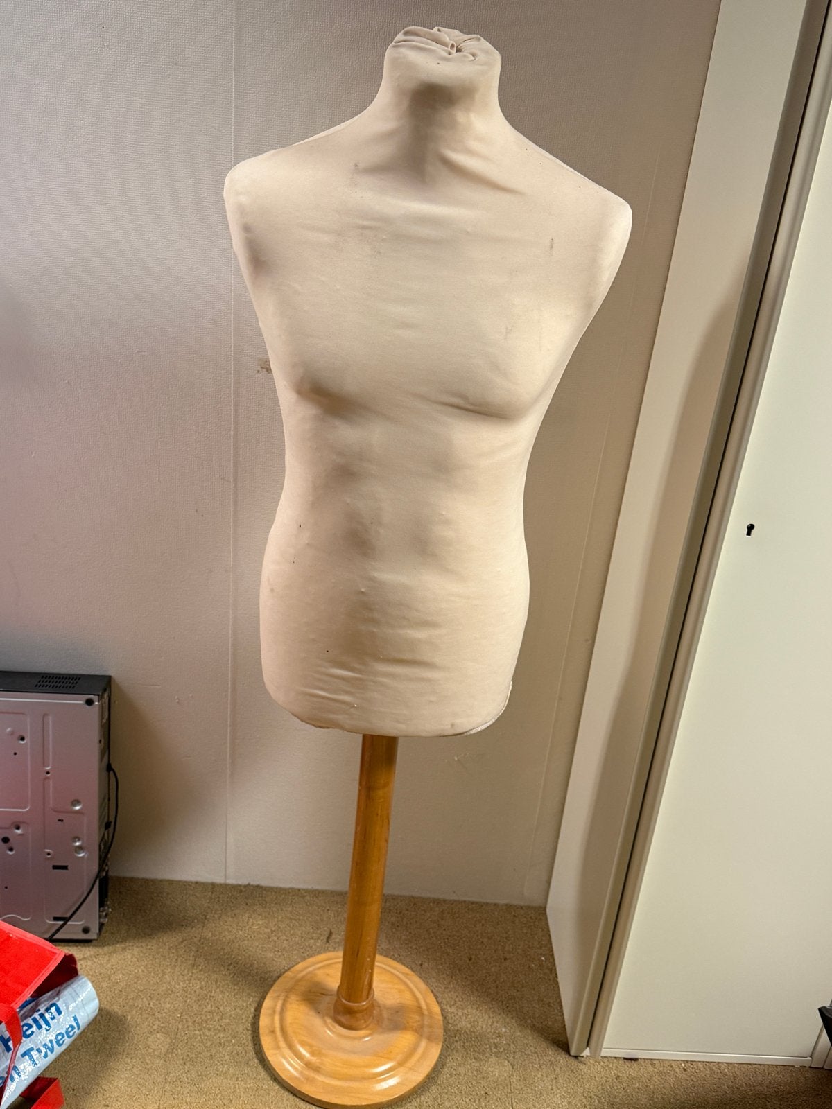 Buste paspop op houten standaard, Ophalen of Verzenden, Gebruikt