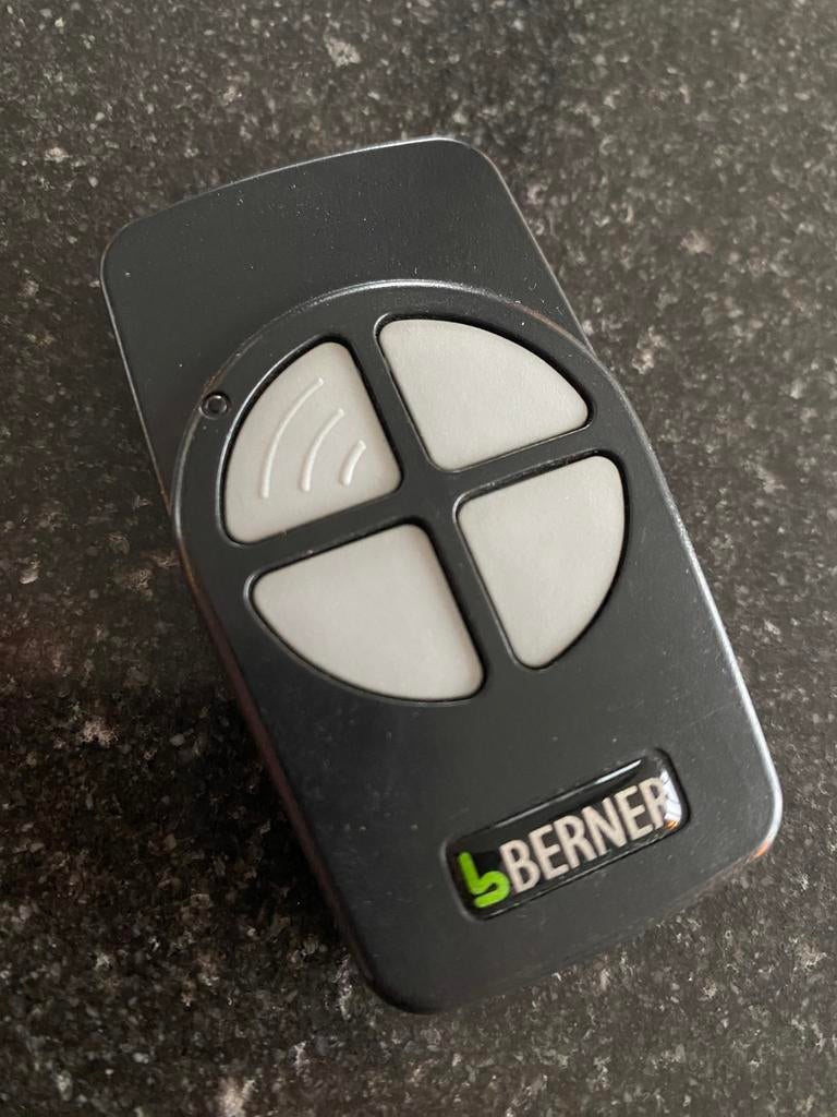 Berner garagedeuropener, model BHS140, frequentie 868,3 MHz, Ophalen of Verzenden