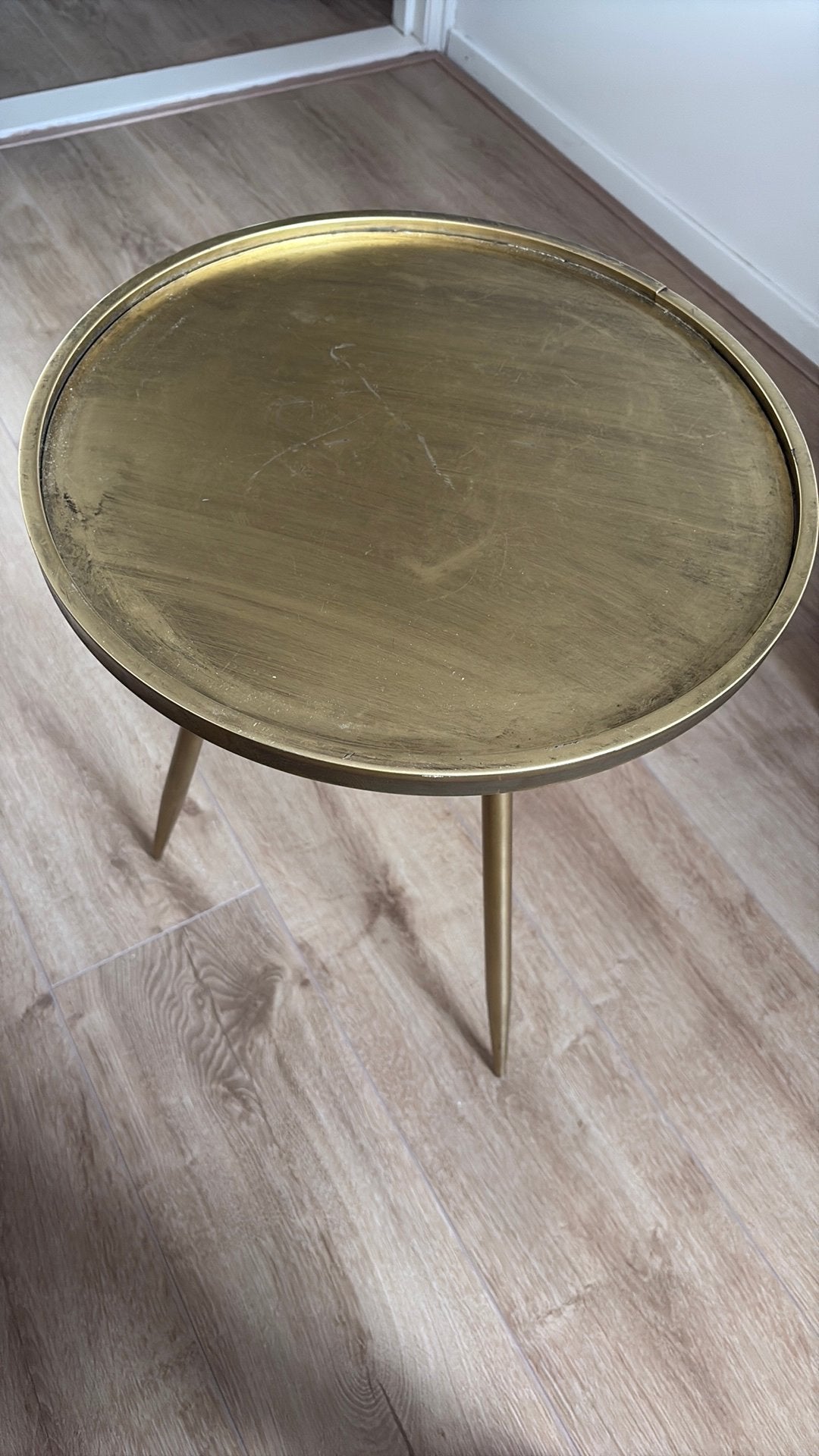 Light & Living bijzettafel goud, Minder dan 55 cm, Metaal of Aluminium, Rond, Zo goed als nieuw