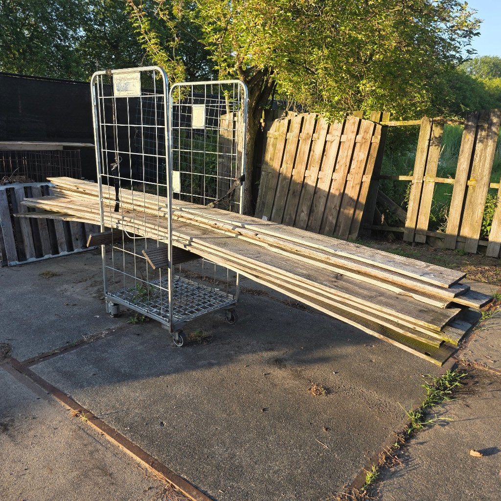 12 houten schaaldelen planken voor tuinafscheiding