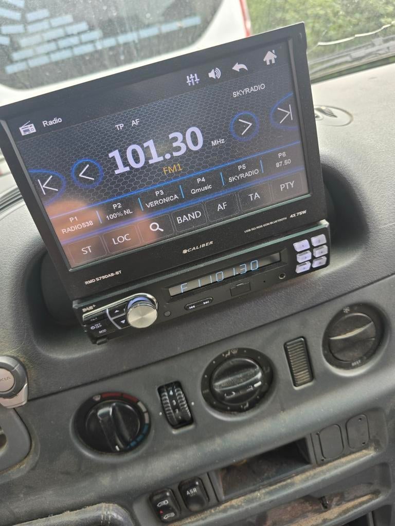 Caliber RMD 579DAB-BT autoradio met scherm, Ophalen of Verzenden
