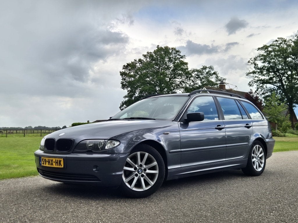 BMW 3 Serie Touring 320i Executive (bj 2002), Auto's, BMW, 2171 cc, Gebruikt, Parkeersensor, Handgeschakeld