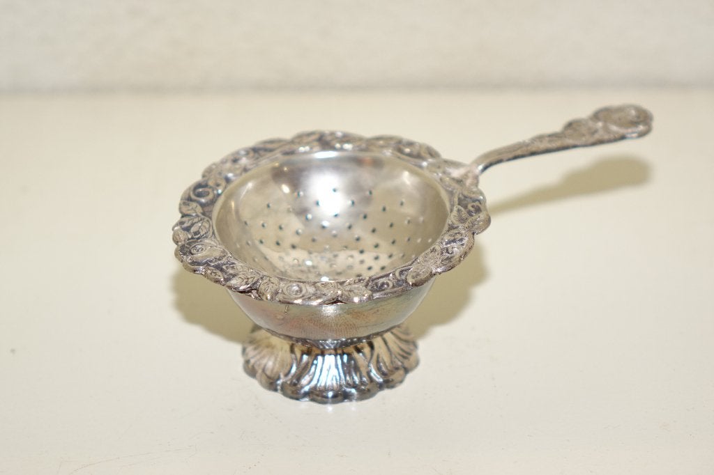 antiek zilver (verzilverd) Theezeefje met opvang, Ophalen of Verzenden, Zilver