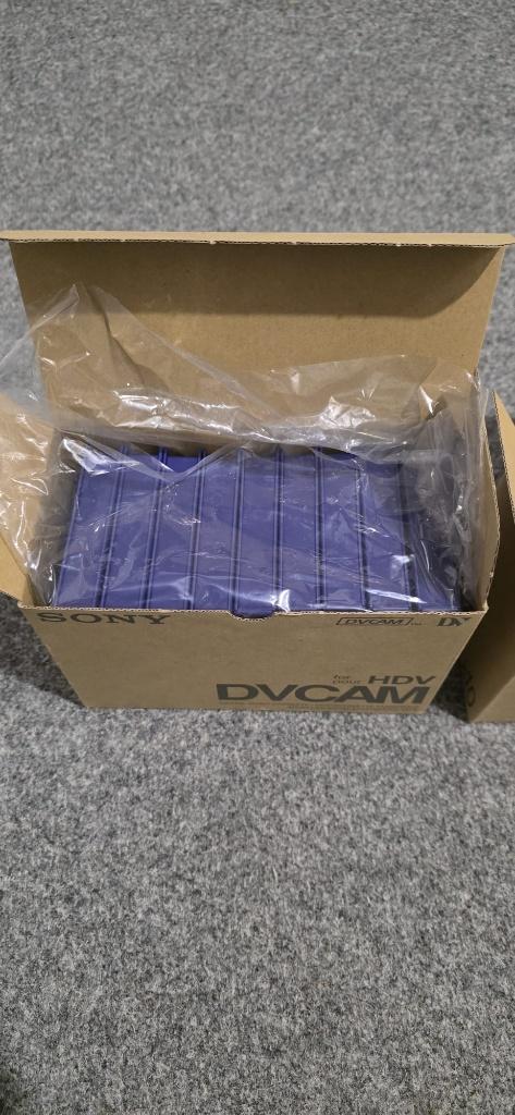 Sony dvcam cassettes. Nieuw in doosje, (Video)band, Ophalen of Verzenden