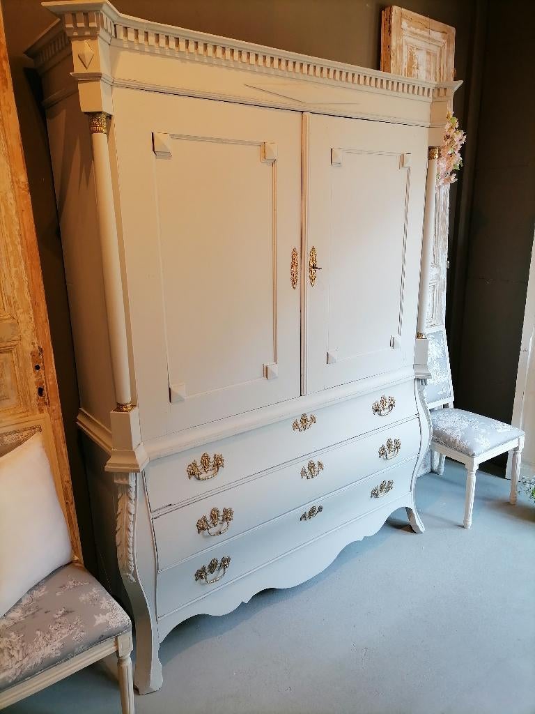 Brocante kast, Antiek en Kunst, Curiosa en Brocante, Ophalen of Verzenden