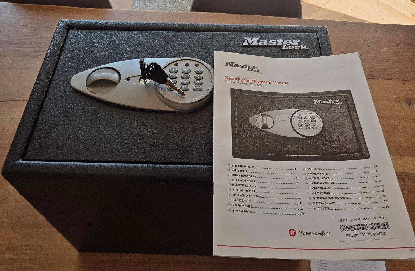 Master Lock Kluis met Cijferslot en Sleutel, Ophalen, Zo goed als nieuw