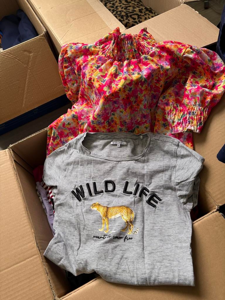 Grote partij dames- en kinderkleding | Ideaal voor opkoper, Ophalen of Verzenden, Gedragen, Maat 36 (S)