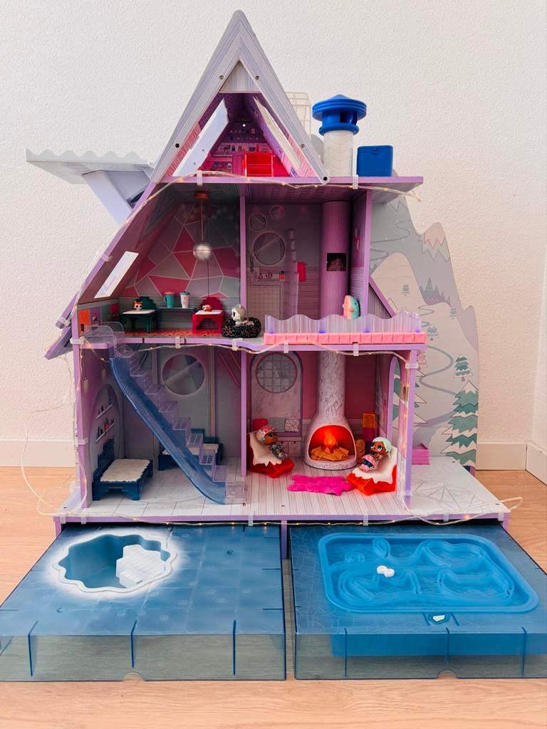 LOL Surprise Winter Chalet met meubels en poppetjes, Ophalen, Gebruikt, Poppenhuis