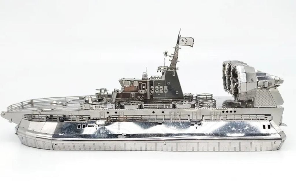 Zubr 3325 hovercraft - metalen bouwpakket 16 cm, Hobby en Vrije tijd, Verzenden, Nieuw, 1:200 of kleiner, Overige merken